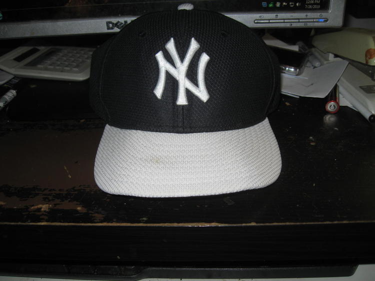 yankees playoff hat