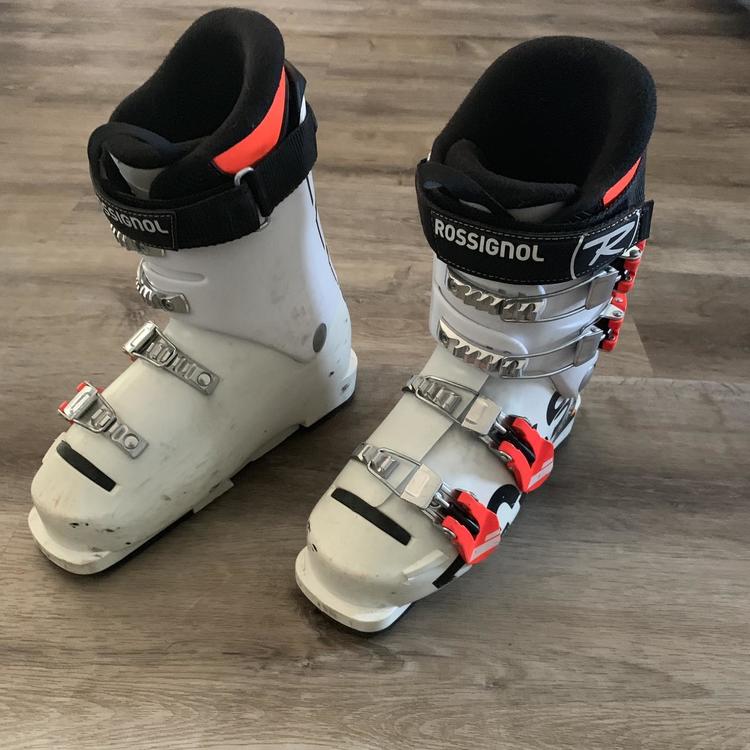 Rossignol Hero Worldcup JR65 Ski 15 OFF Skiing Boots SidelineSwap