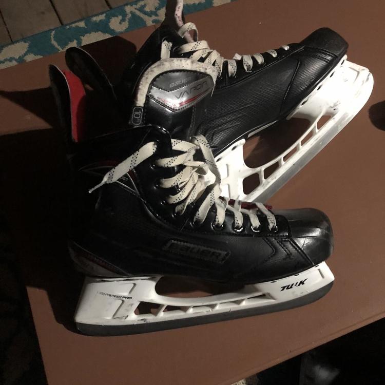 Bauer Vapor X400 Senior Size 10 Hockey Skates SidelineSwap