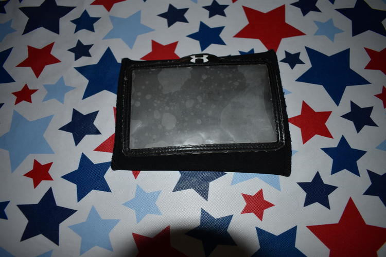 under armour undeniable wrist coach