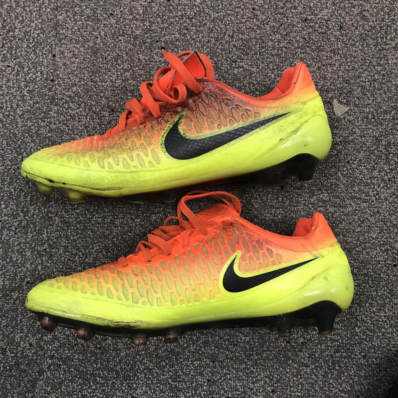 nike magista obra 1 price