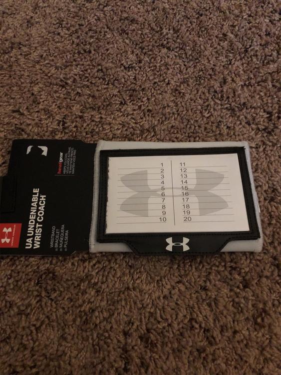 under armour undeniable wrist coach