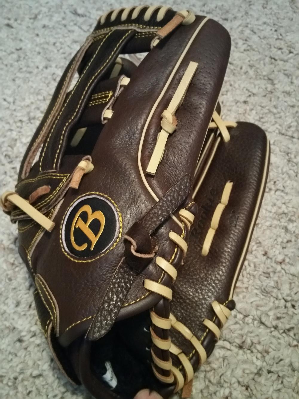 New Buckler Baseball Glove (Dark Brown) SidelineSwap