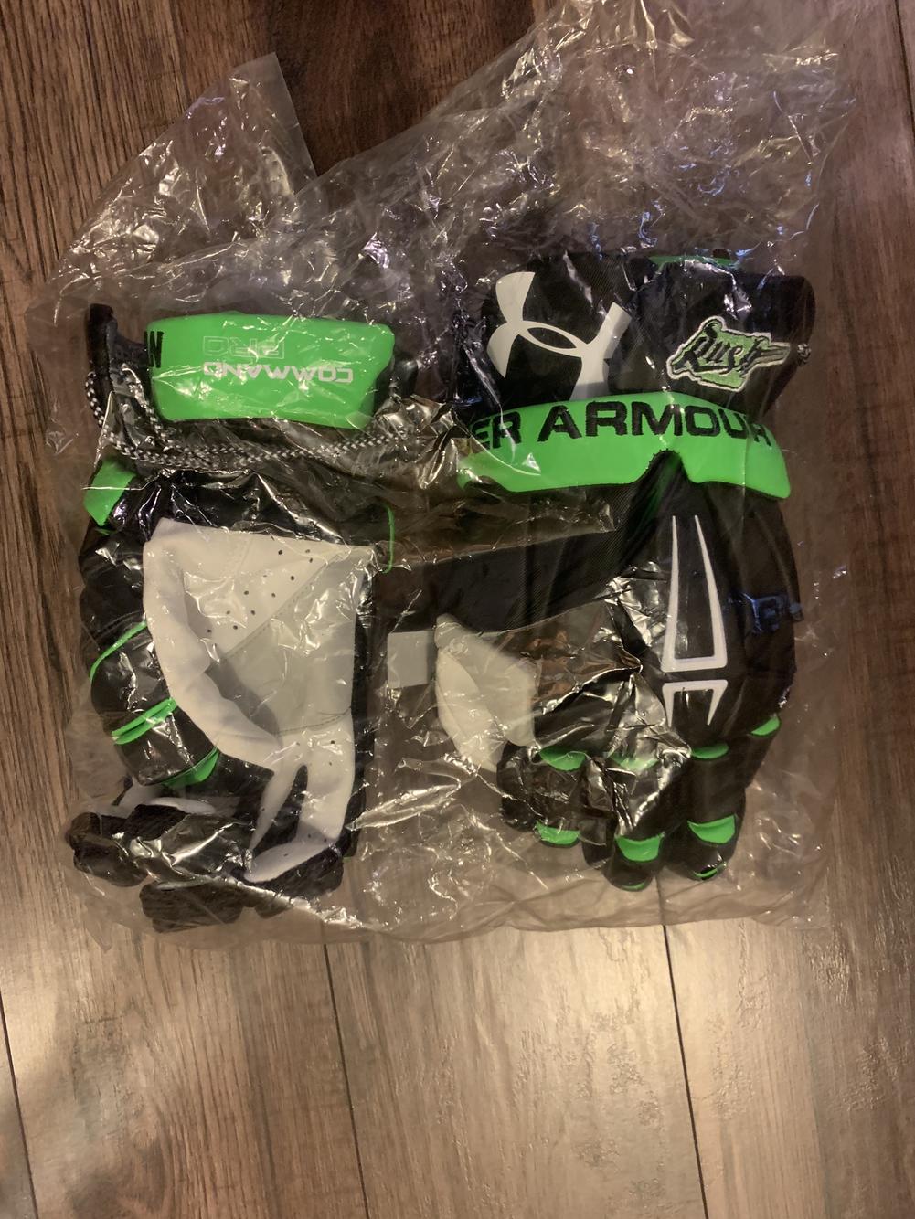 New Custom Saskatchewan Rush Under Armour Command Lacrosse Gloves