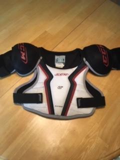 Fit 07 All Sizes Junior and Senior Shoulder Pads CCM U