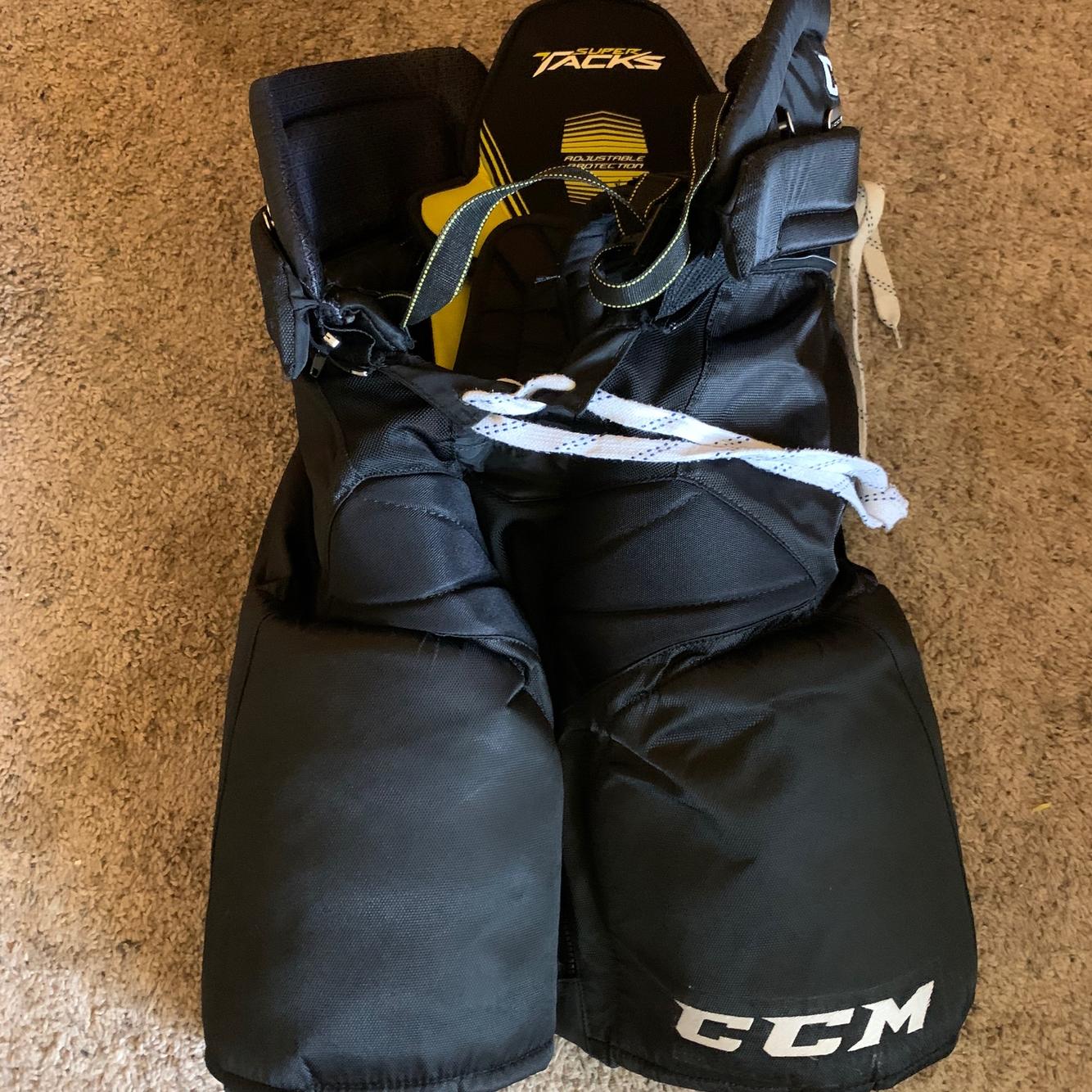 Medium Super Tacks Girdle Senior SidelineSwap