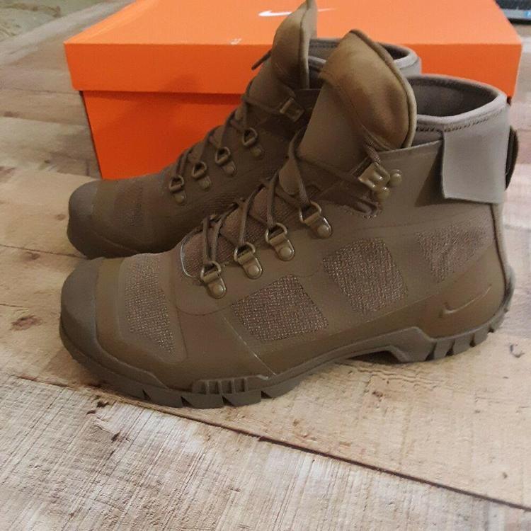 nike sfb mountain boot