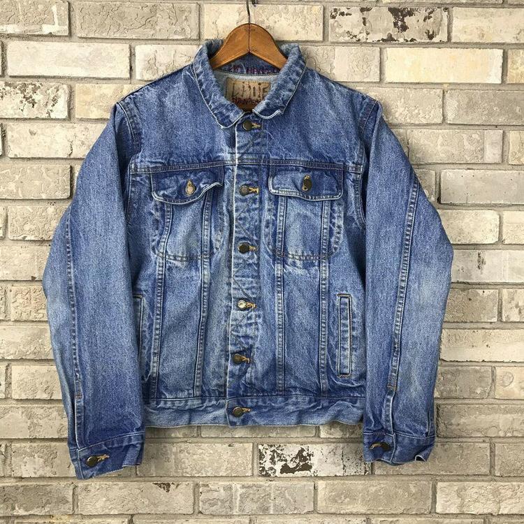 jean jackets in the 90s