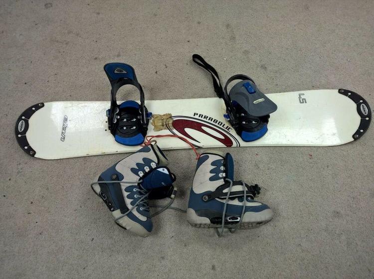 Burton ,StepIn, elan Snowboard , stepin & Bindings used No Trades