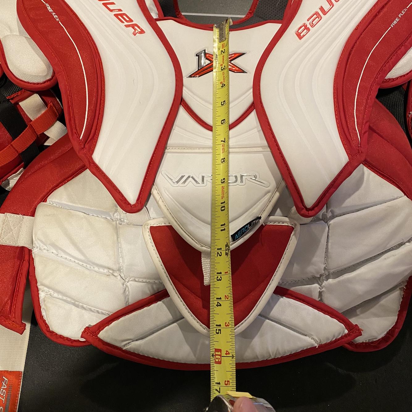 Vapor 1X Goalie Chest and Arm Protector Goalie Chest Protector Senior