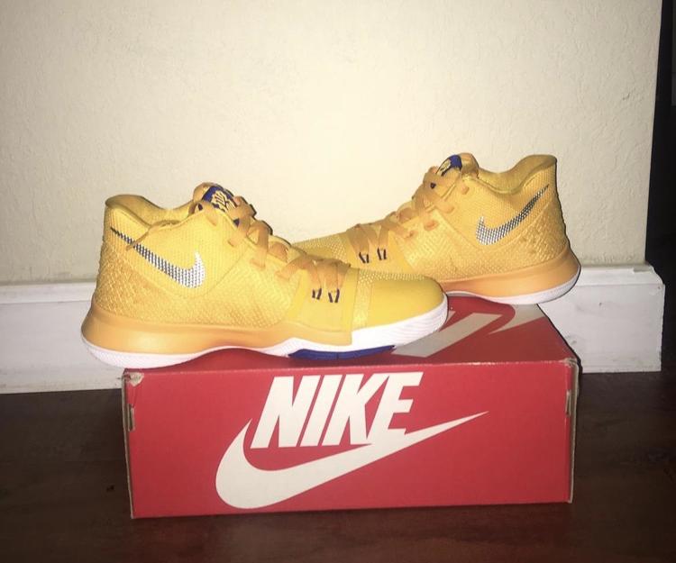 mac and cheese shoes