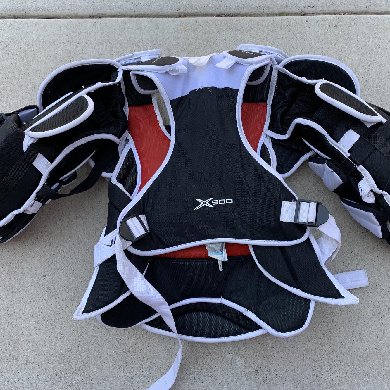 Bauer X900 Goalie Chest Protector SidelineSwap