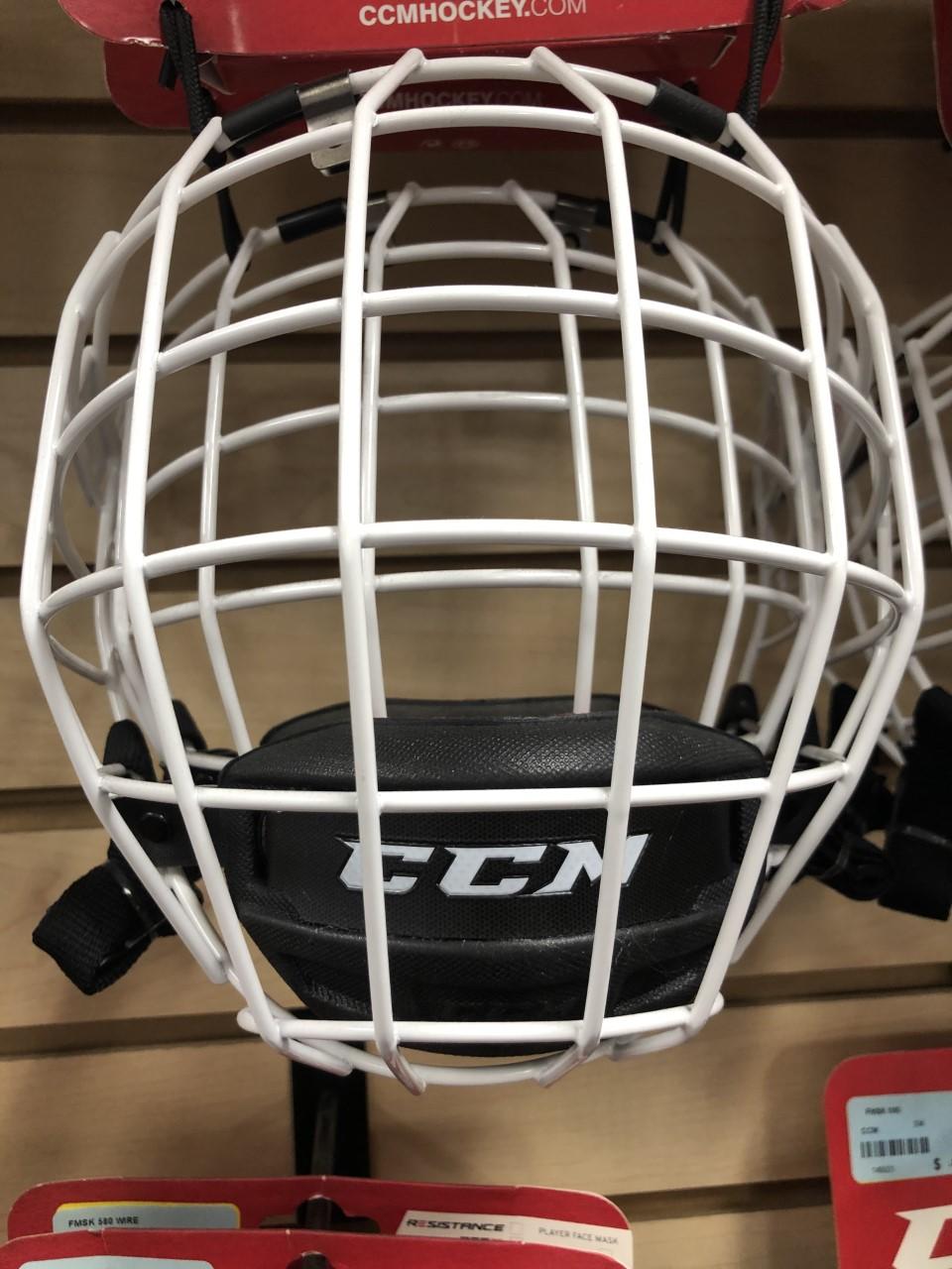 New Senior medium CCM FM580 Full Cagewhite SidelineSwap