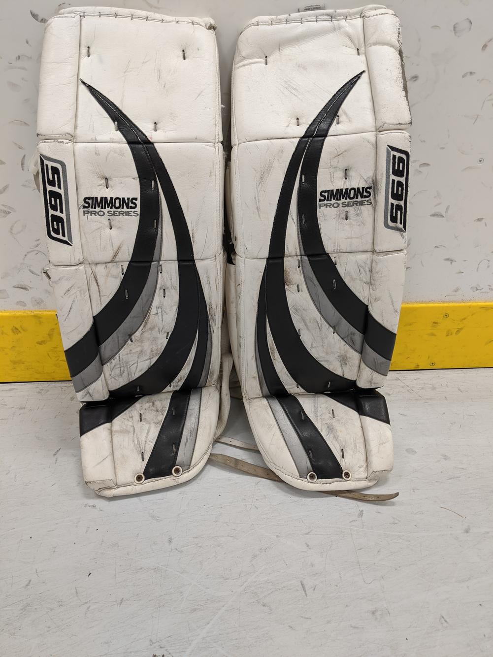 Simmons Pro Series 995 Goalie Leg Pads SidelineSwap