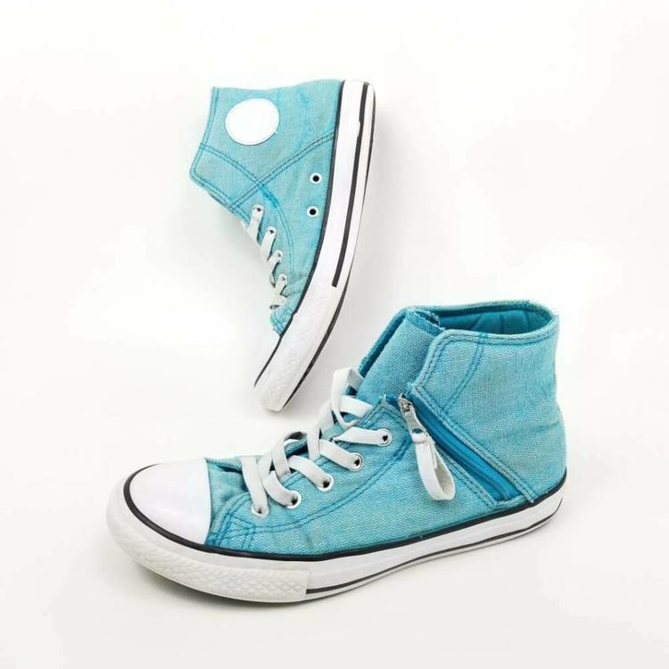 zip up converse high tops