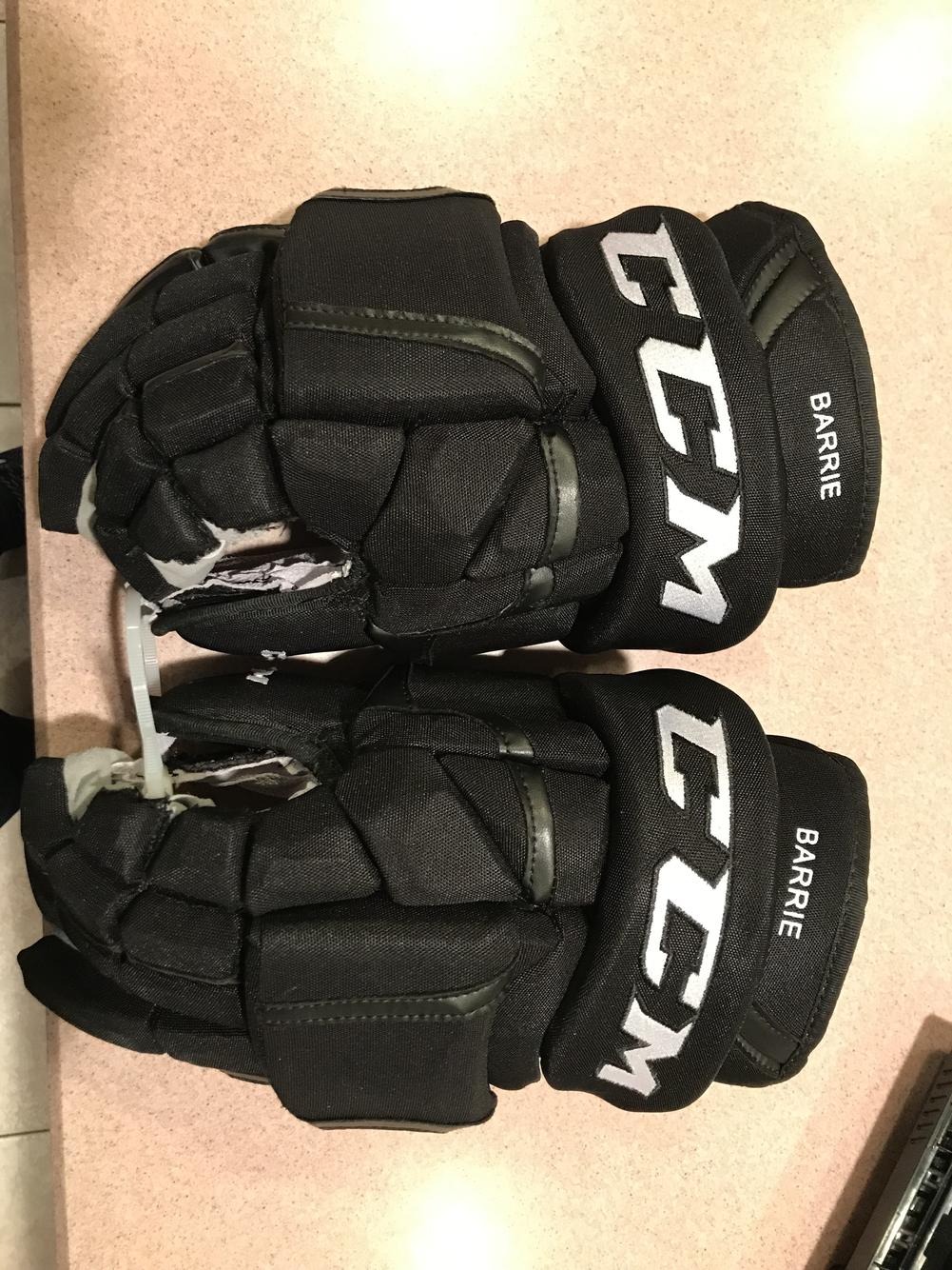 New CCM HG12 Gloves Senior Pro Stock SIZE 14" BARRIE COLORADO AVALANCHE