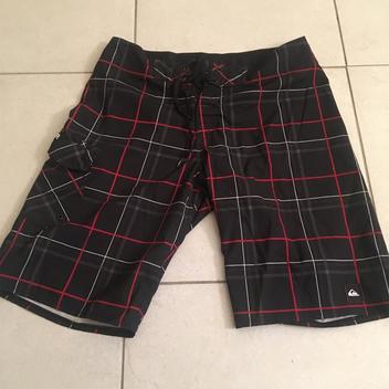 Quiksilver AG47 New Wave 20/" Swimwear Boardshorts Sz 32