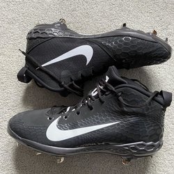 cheap baseball shoes