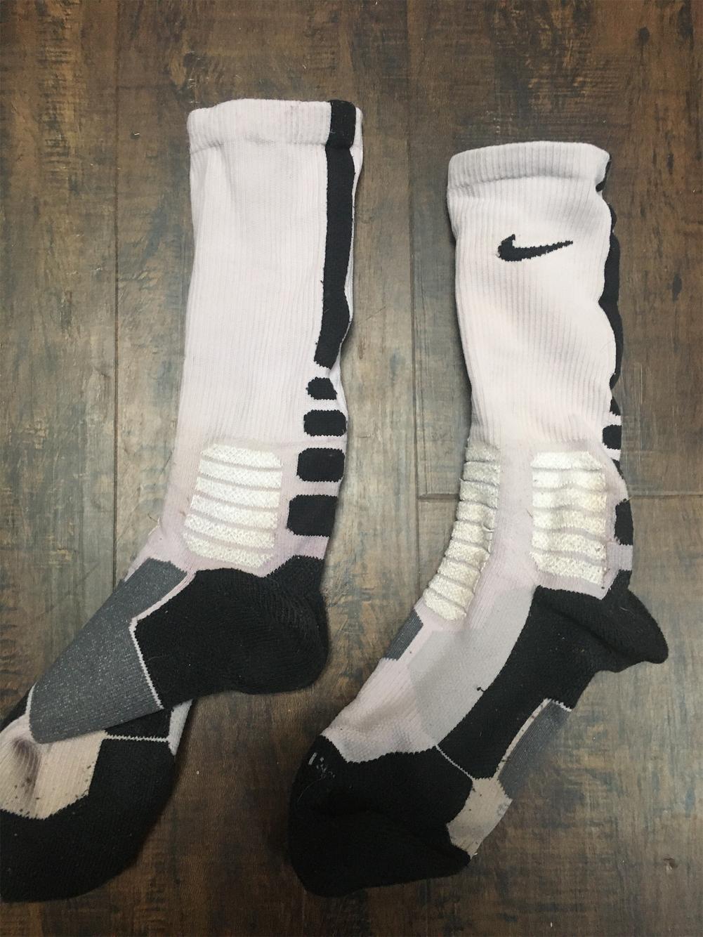 White Men's Large Nike Socks SidelineSwap
