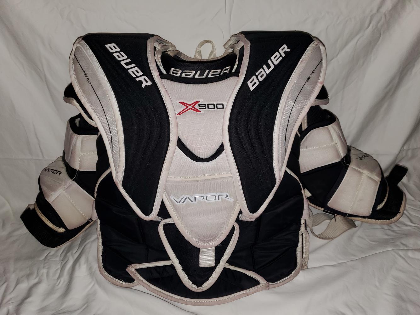 Intermediate Large Bauer Vapor X900 Goalie Chest Protector SidelineSwap