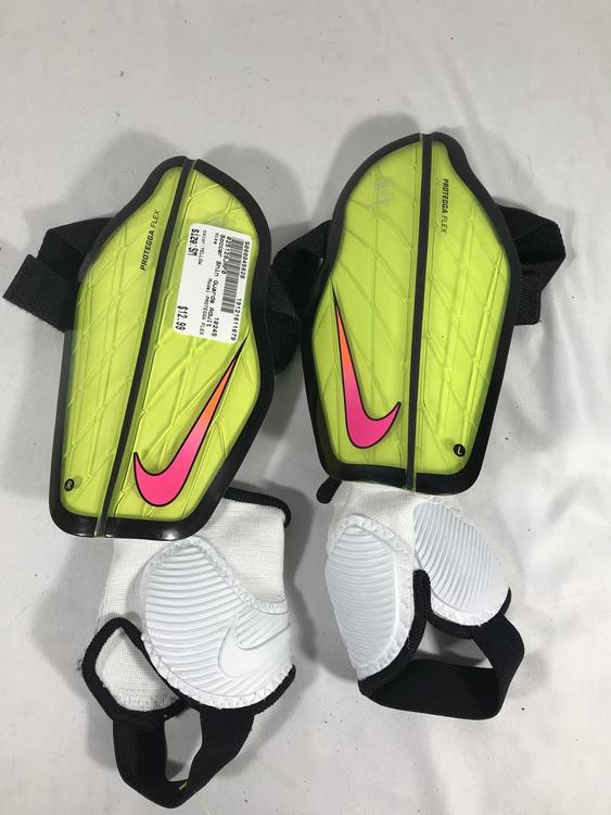 nike protegga flex soccer shin guards