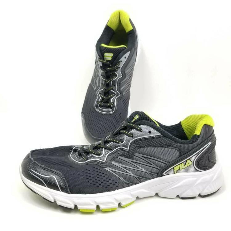 FILA Mens 9.5 Running Shoes Indus Cool Max Black Green 2015 Low Top 1SR20883 409 FILA Mens 9.5 Running Shoes Indus Cool Max Black Green 2015 Low Top 1SR20883 409