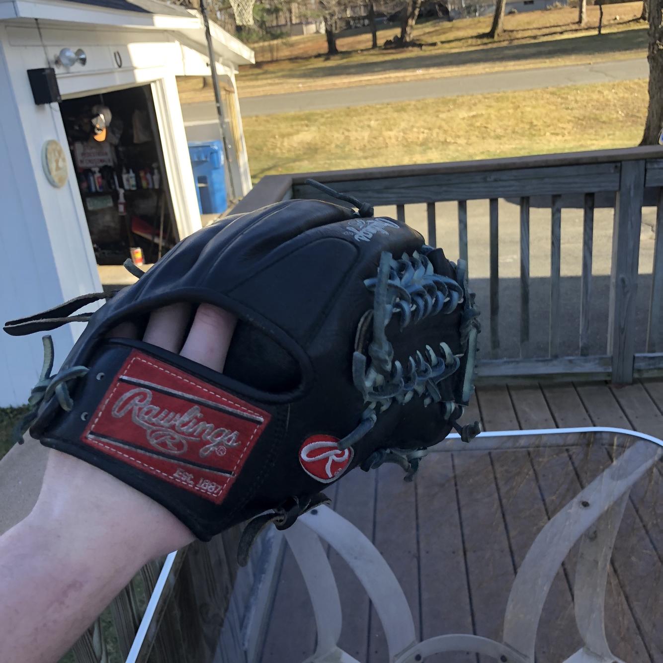 Black High School/College Pitcher's Pro Preferred 11.5" Baseball Glove