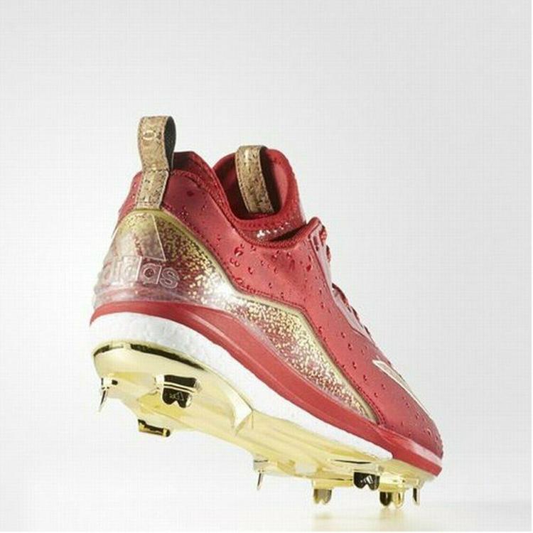 maroon and gold baseball cleats