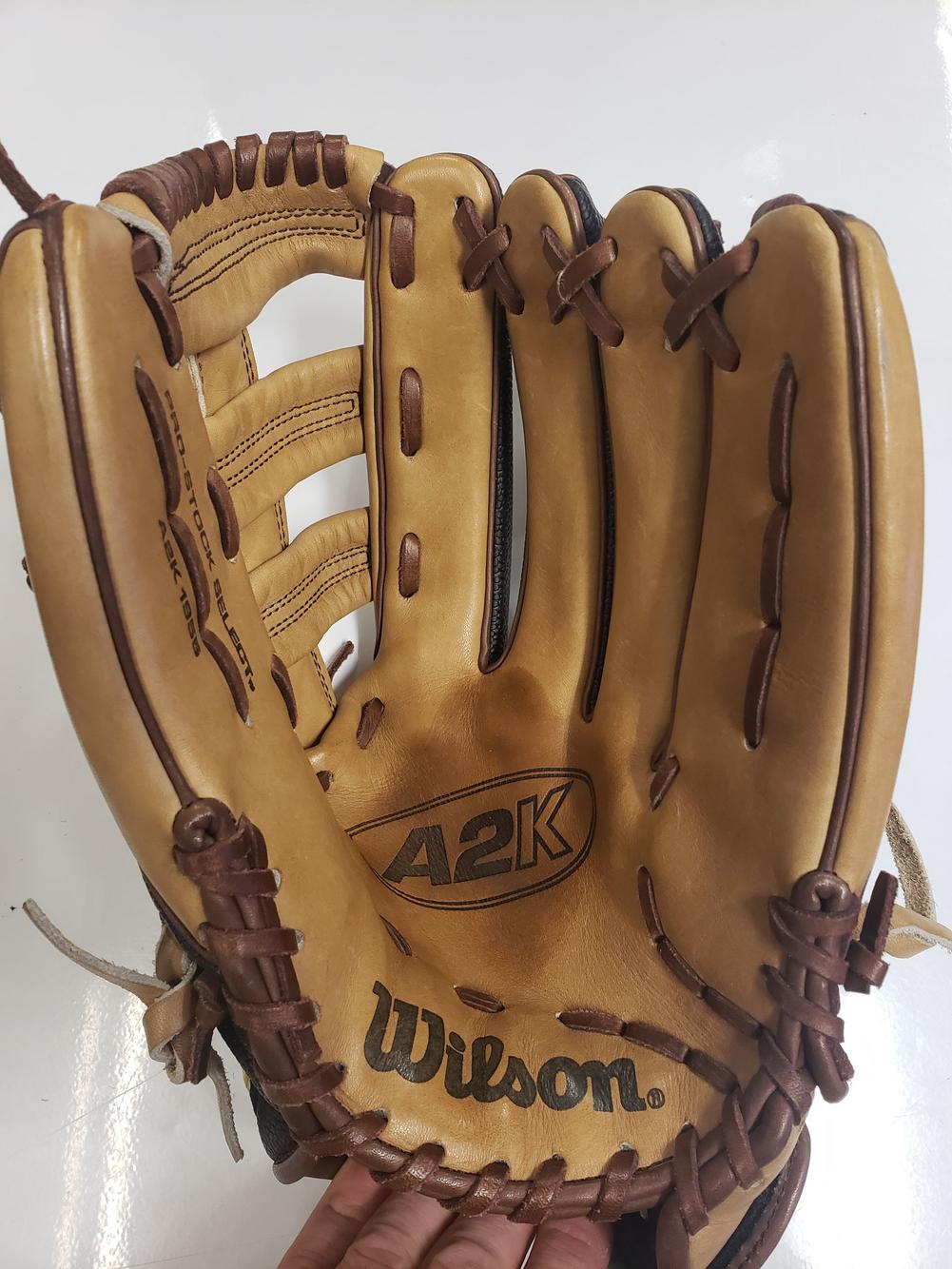New Wilson A2K 1955 Right Handed Outfield Baseball Glove 12.5