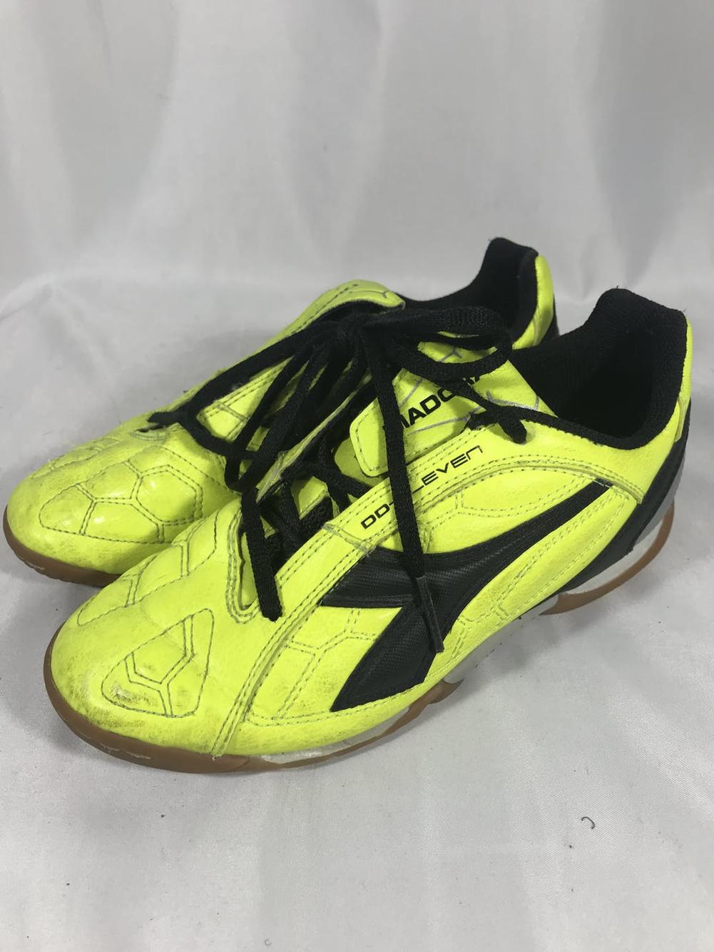 diadora indoor soccer