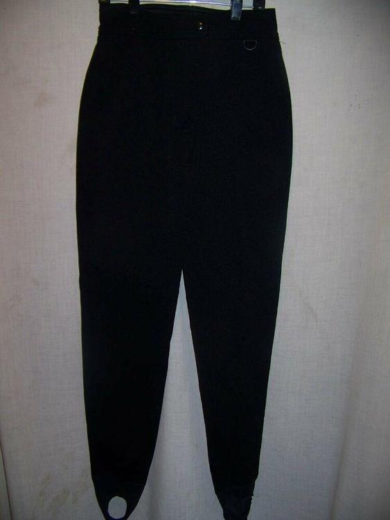 stretch jeans with stirrups