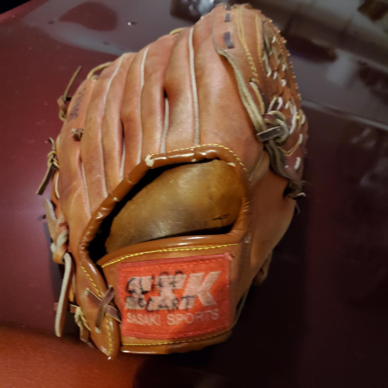 Vintage Brown High School/College SSK Right Handed Outfield DPG550