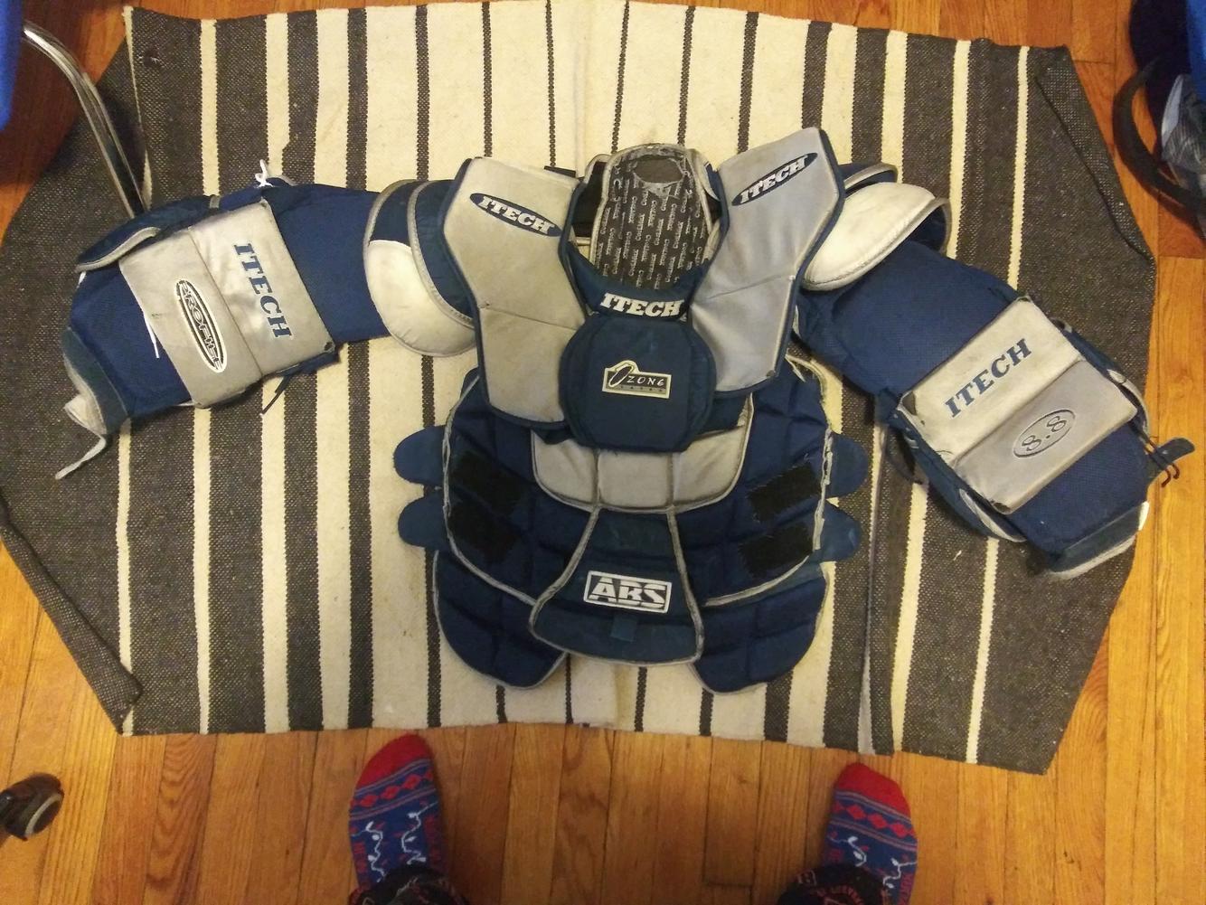 Senior Large Itech Goalie Chest Protector SidelineSwap