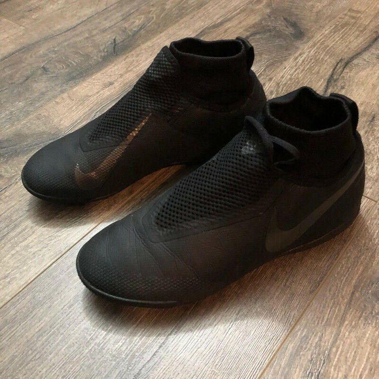 all black turf soccer shoes