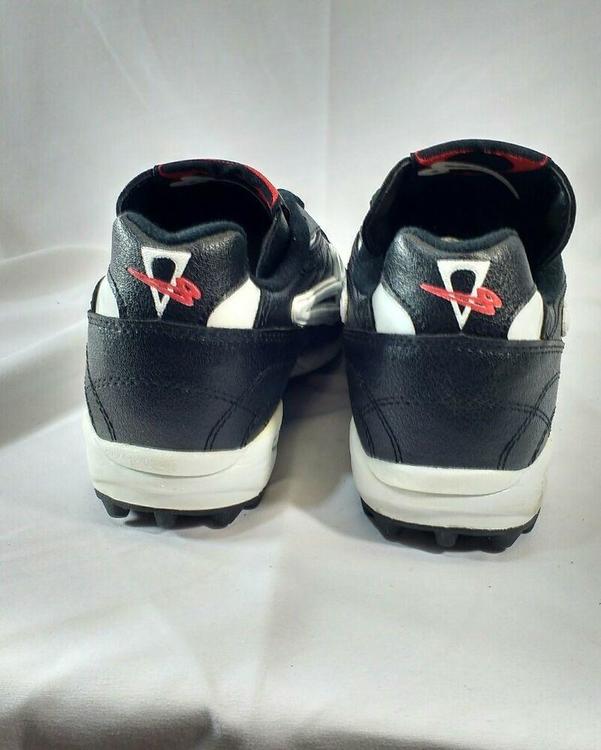 lanzera soccer shoes