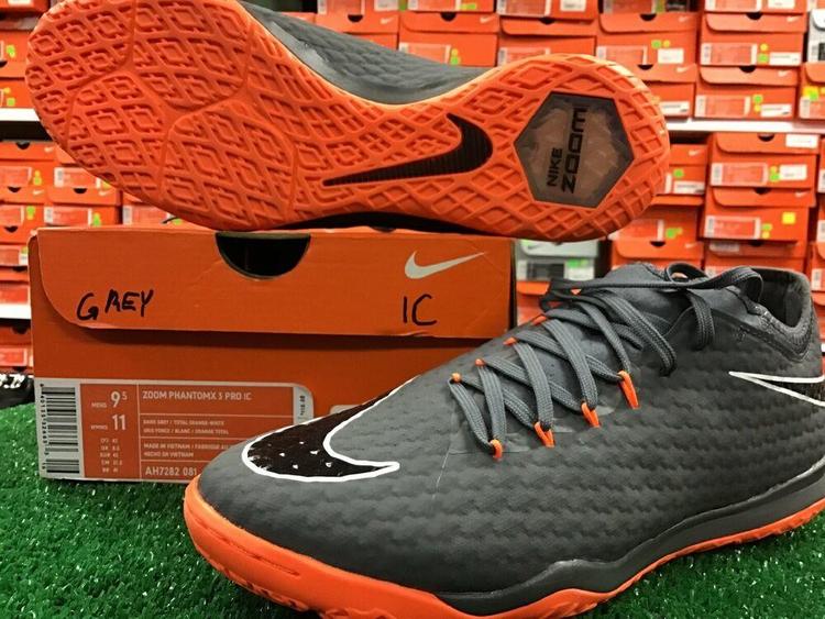 indoor soccer shoes size 3