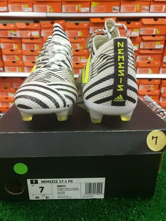 men's nemeziz