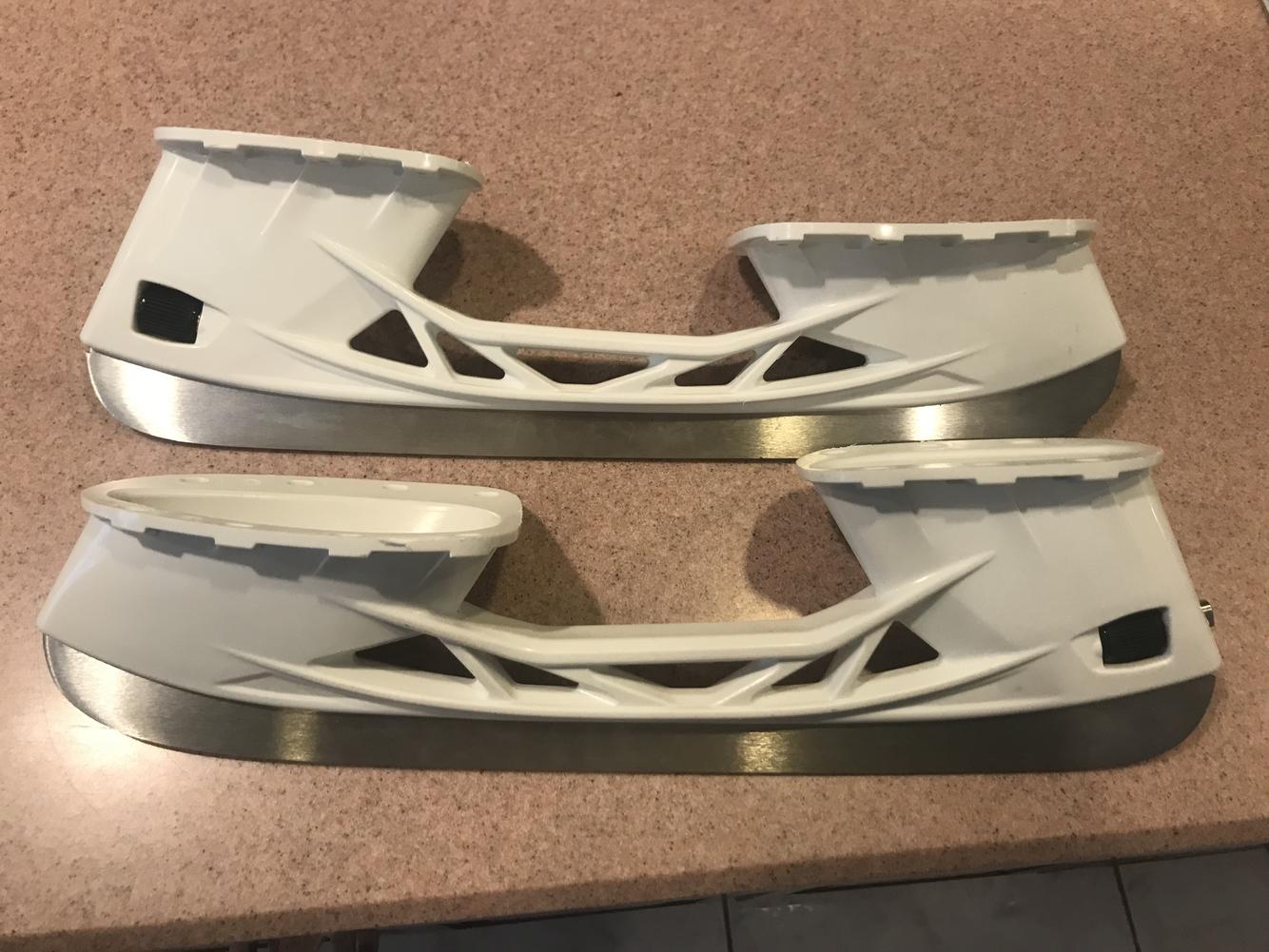 CCM Speedblade / SB XS holders and steel size 295 SidelineSwap