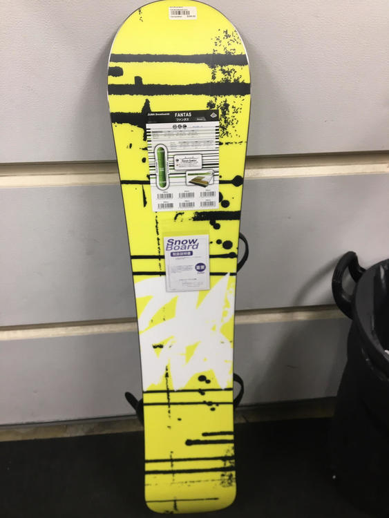 New Zuma Fantas Snowboard with Firefly Bindings Size 153