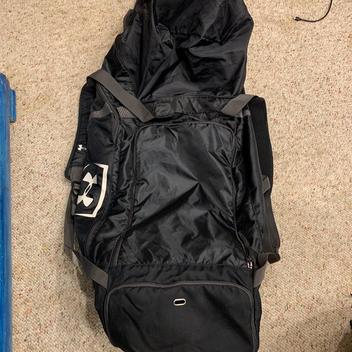 under armour catchers bag
