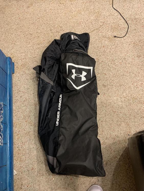 under armour catchers bag