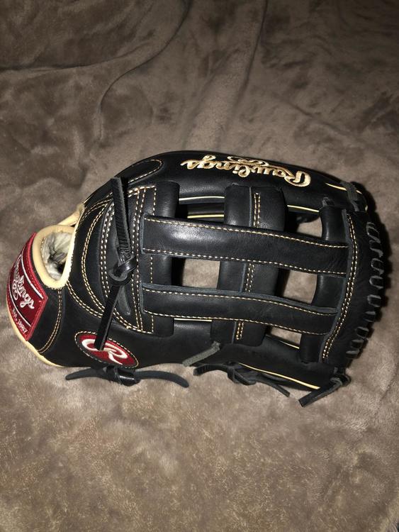 Rawlings Black New High School College Outfield Right Handed Gold