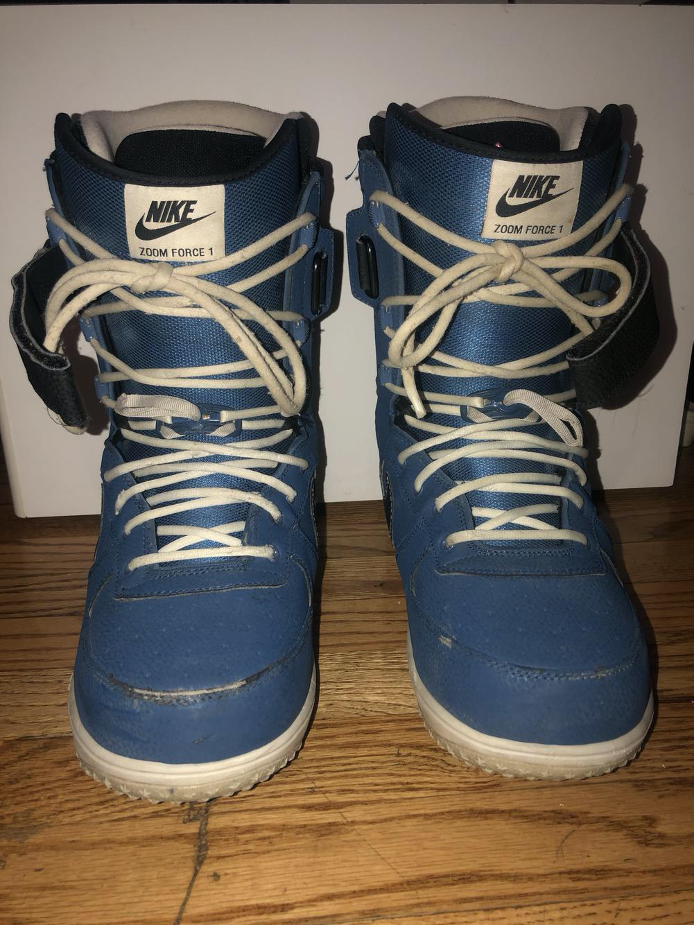 nike snowboarding boots size 11