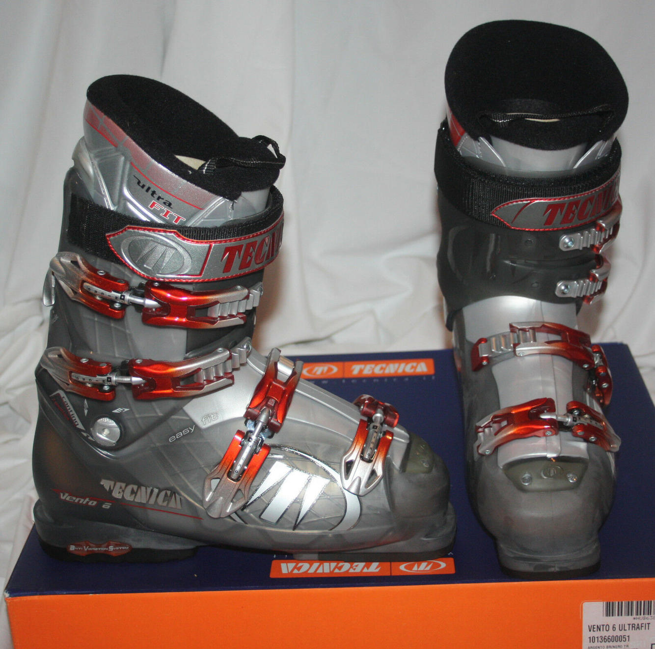 NEW Tecnica men's Ski Boots Vento 6 ultrafit mondo 27.5 , US 9.5 men sil/nero NEW SidelineSwap
