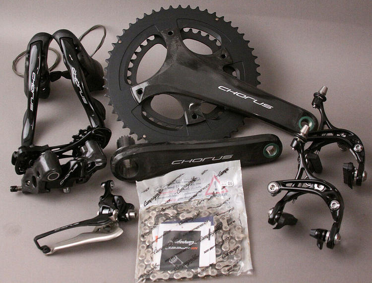 campagnolo 8 speed groupset