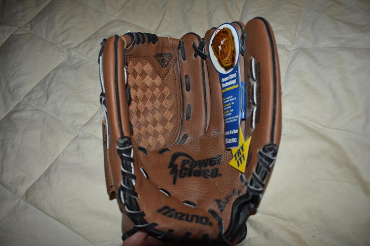 mizuno power close 12 inch