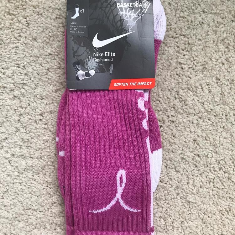 breast cancer elite socks