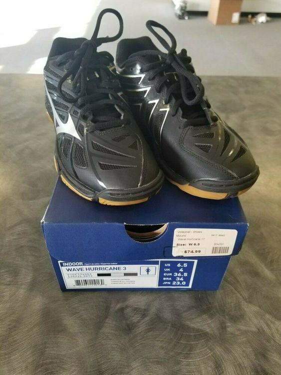 mizuno women's wave hurricane 3 - black/silver