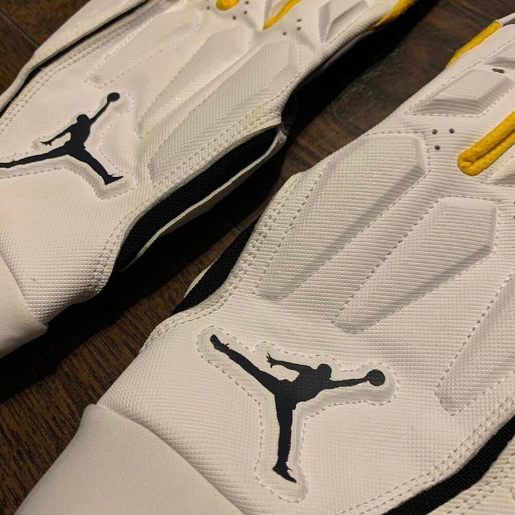 air jordan football gloves