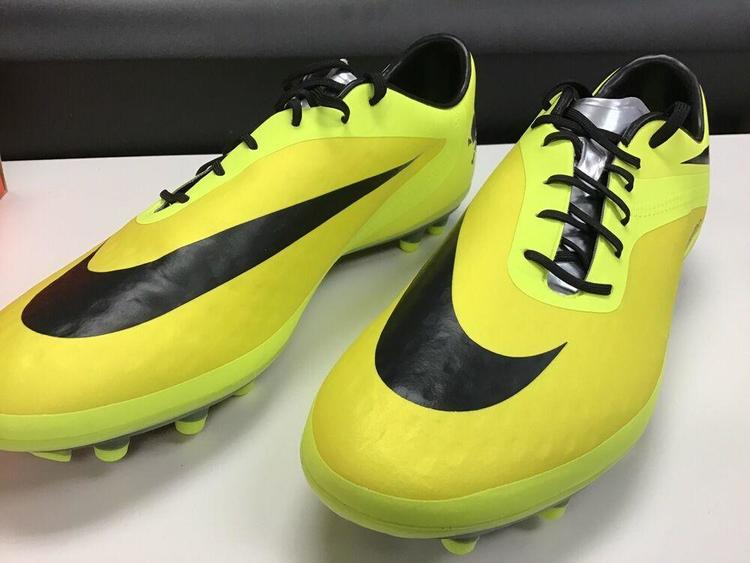 nike hypervenom phatal 2 yellow